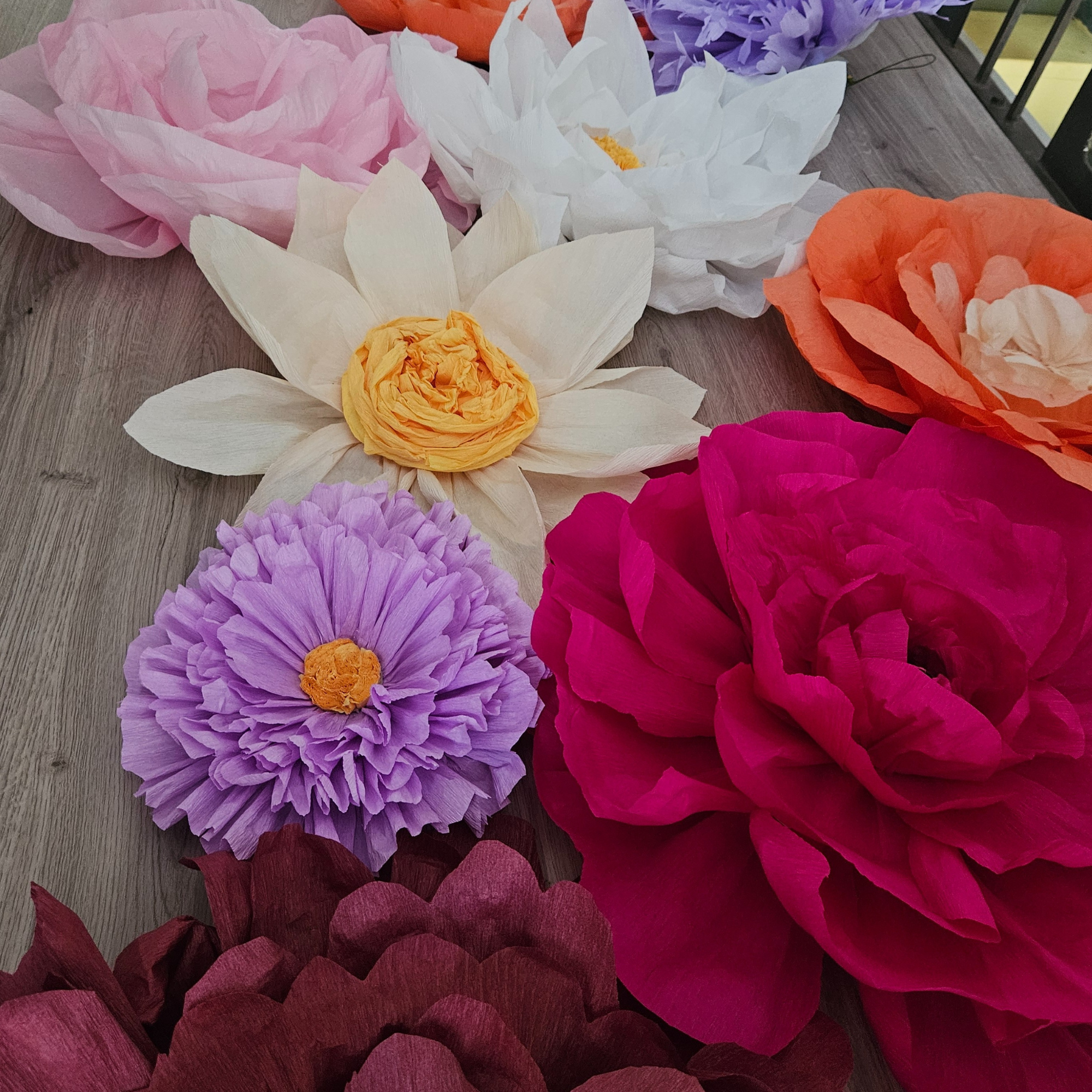 Paper Florist - Italian Crepe Paper Flowers